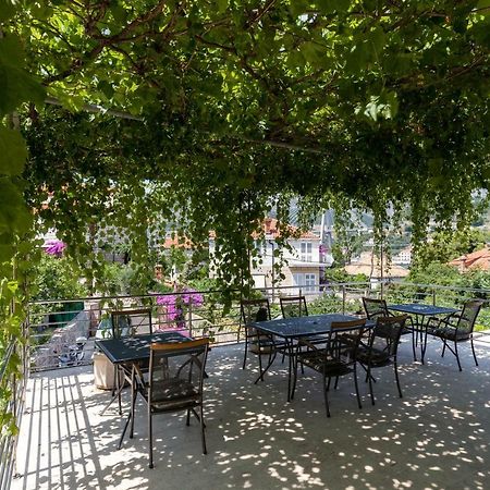 Apartments Eva Дубровник Екстериор снимка