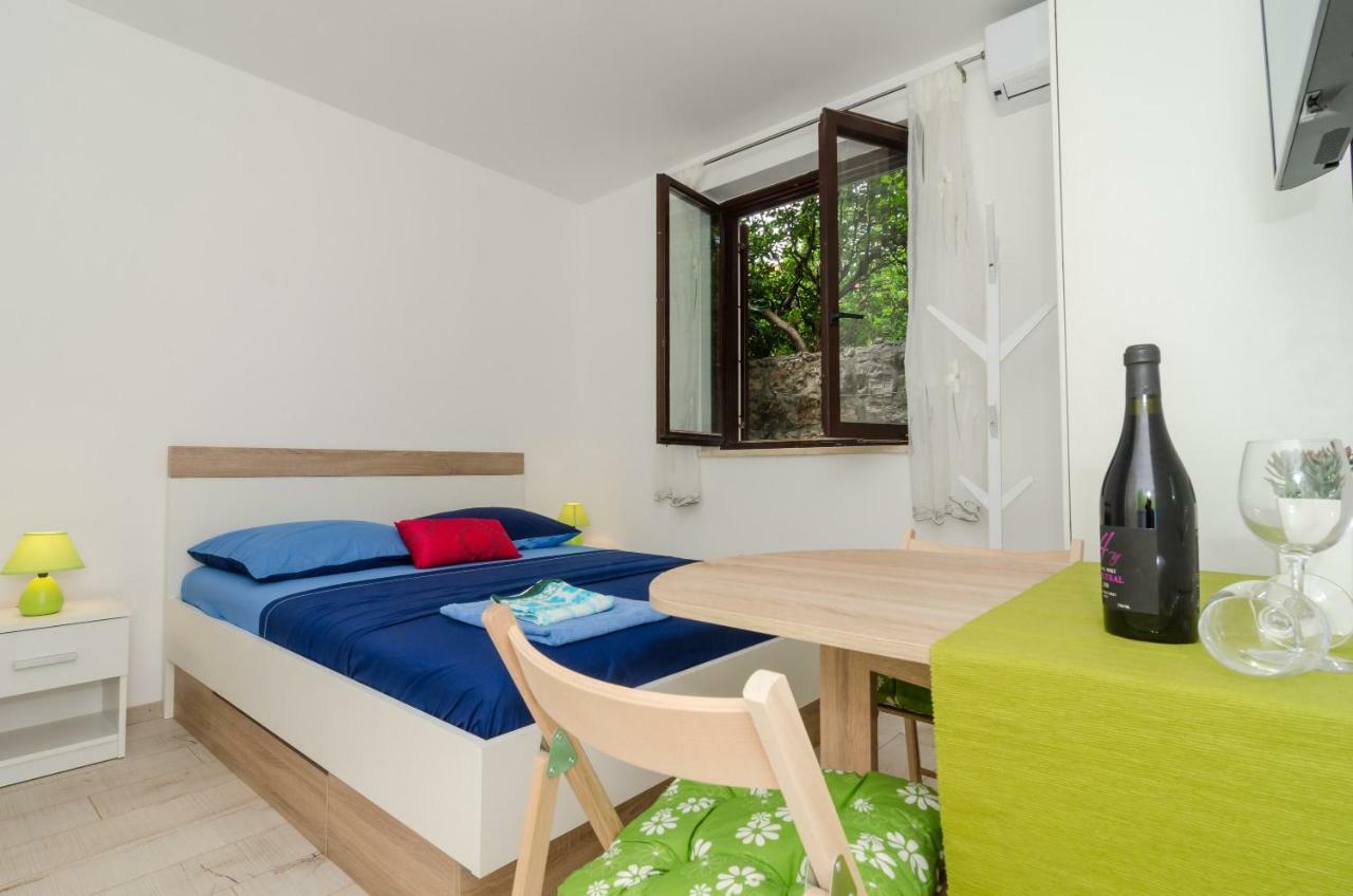 Apartments Eva Дубровник Екстериор снимка