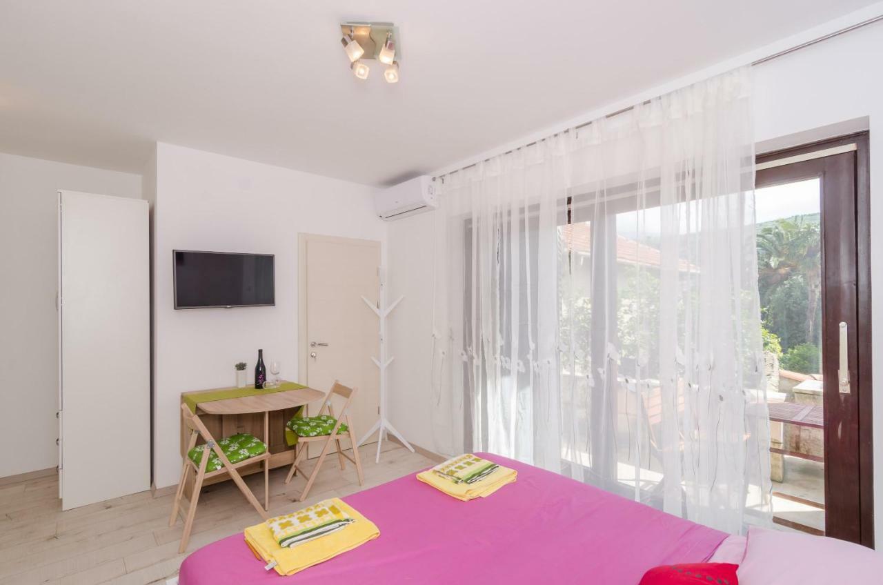Apartments Eva Дубровник Екстериор снимка