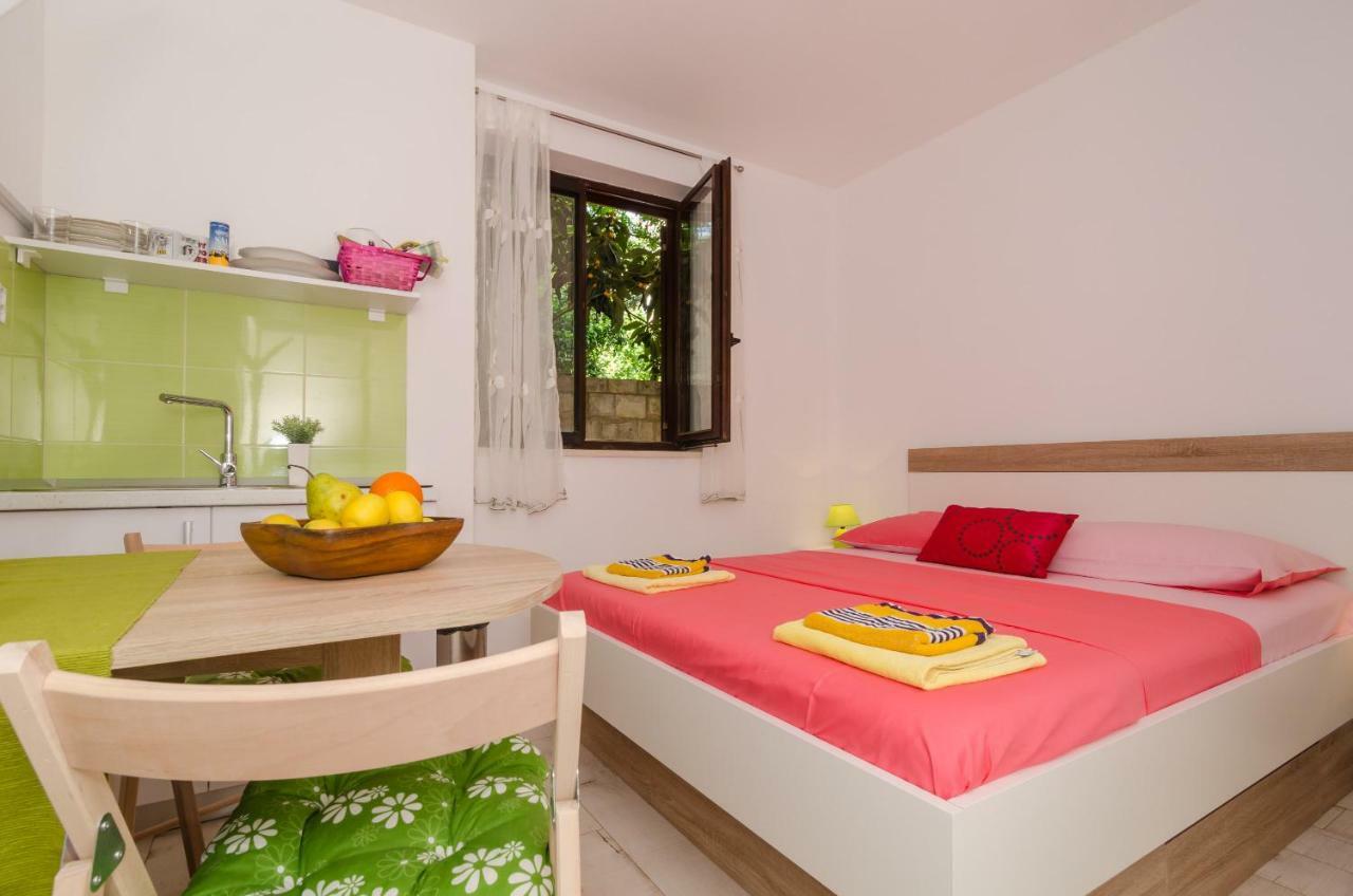 Apartments Eva Дубровник Екстериор снимка