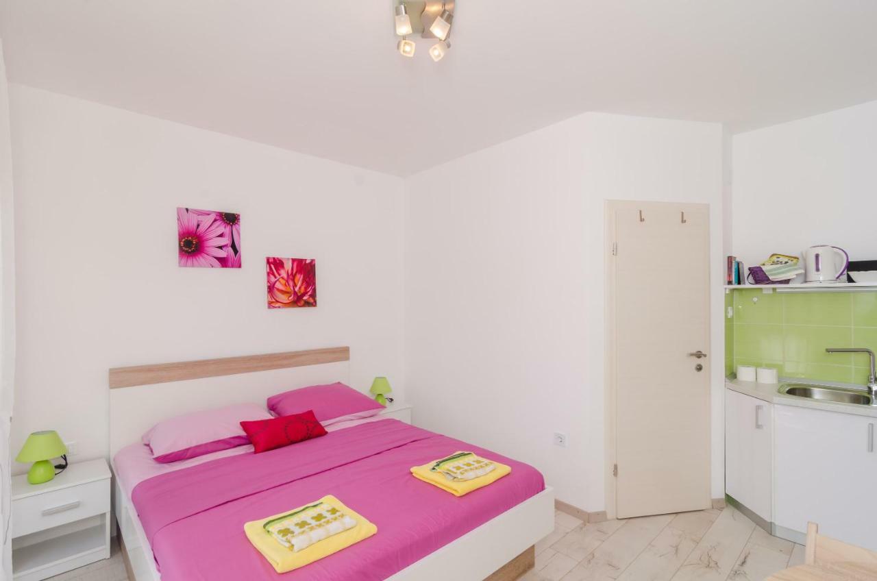 Apartments Eva Дубровник Екстериор снимка