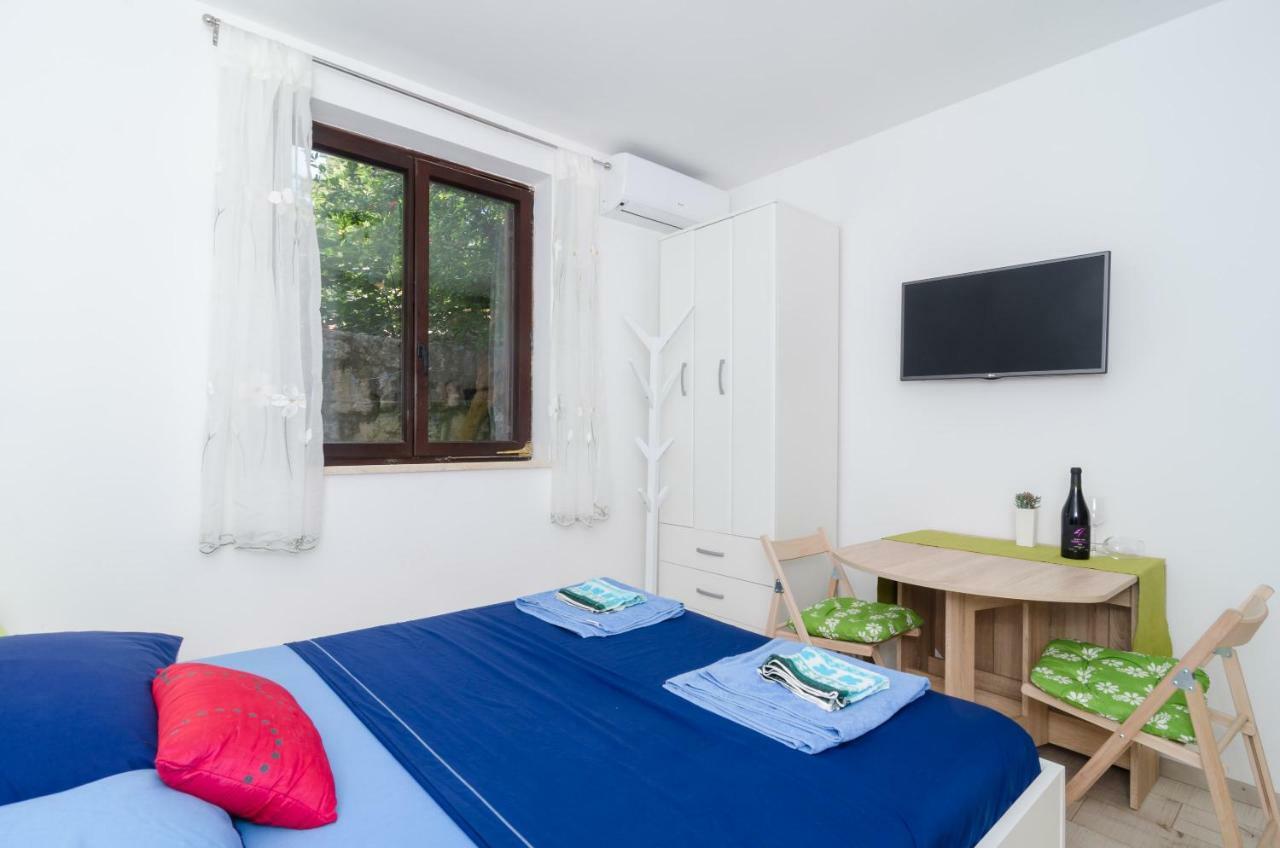 Apartments Eva Дубровник Екстериор снимка