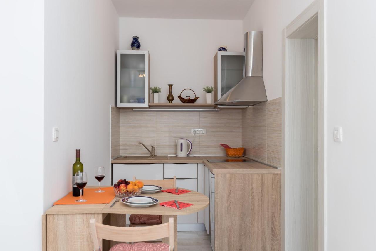 Apartments Eva Дубровник Екстериор снимка
